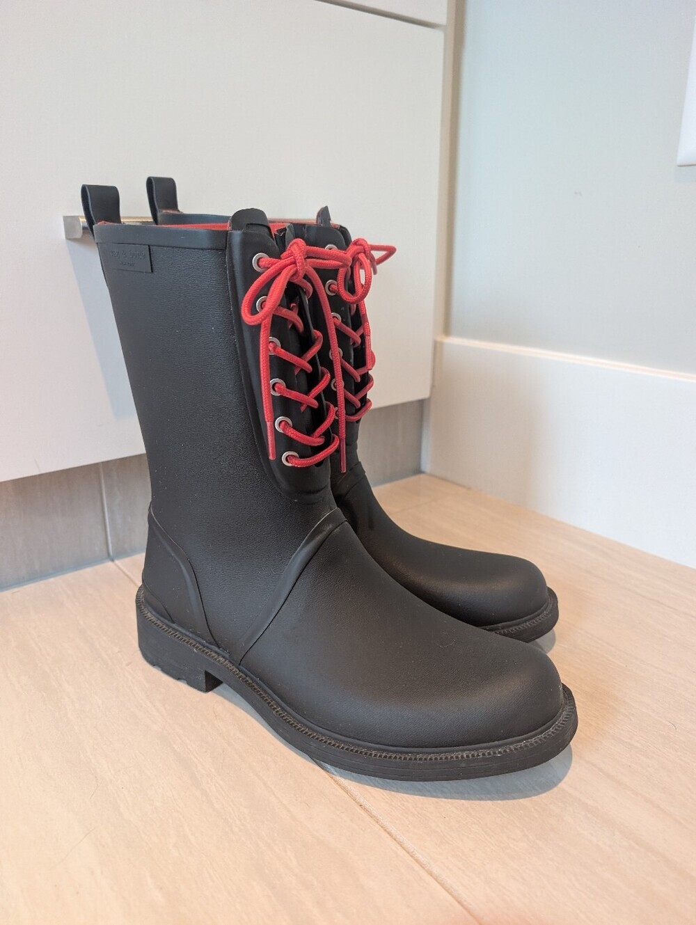 Rag & Bone Black Lace-Up Rain Boots - Women's Size 39 - Picture 3 of 7